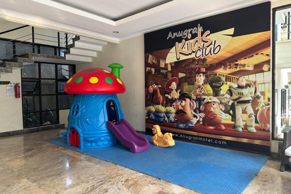 Anugrah Hotel Sukabumi Exterior foto
